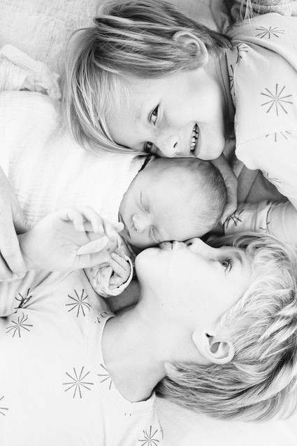sibling newborn photos