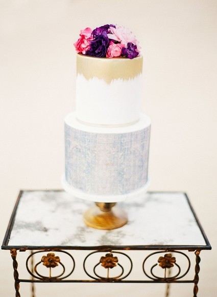 Modern wedding cake