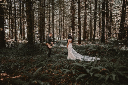 Forest wedding in Portland