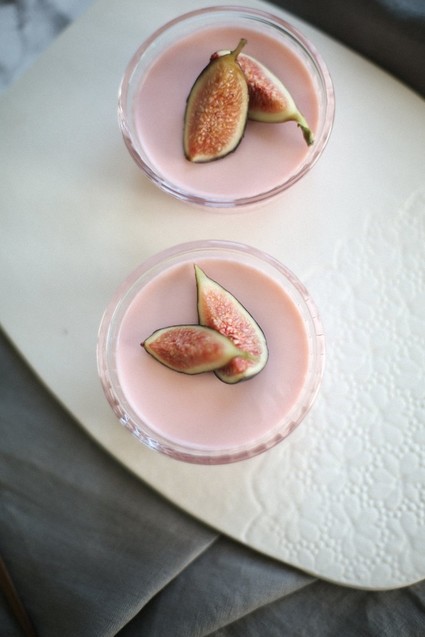 Modern wedding desserts