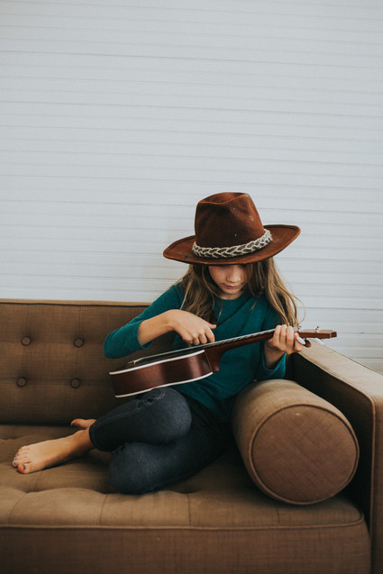 Farmhouse holiday family photos