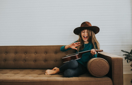 Farmhouse holiday family photos