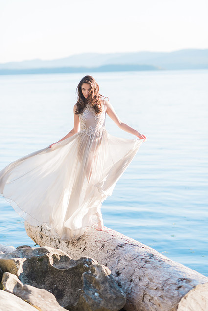 Leanne Marshall wedding gown