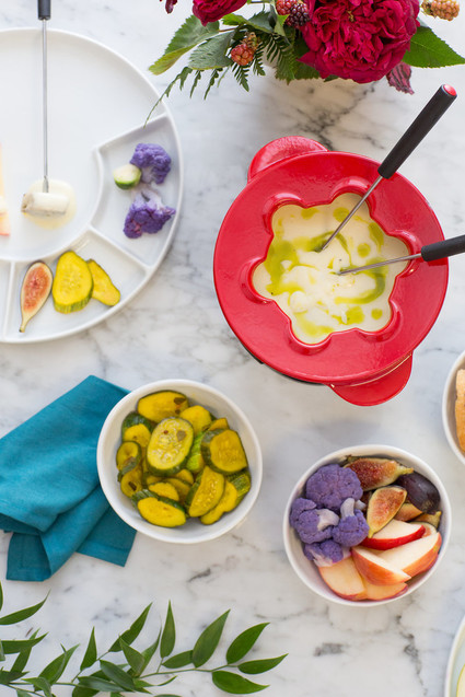 Retro holiday fondu party