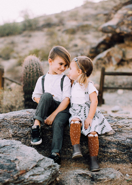 Modern desert family photos