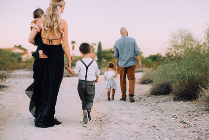 Modern desert family photos