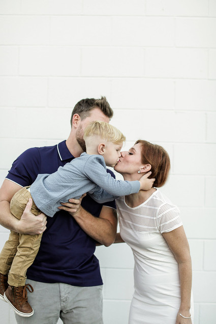modern urban family photos