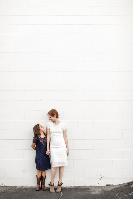 modern urban family photos