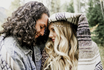 Boho rustic maternity photos