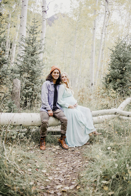 Boho rustic maternity photos