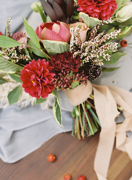Red winter bridal bouquet Inspiration