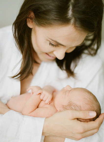 Natural light newborn photos in Vancouver