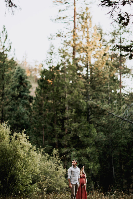 Moody bohemian maternity photos