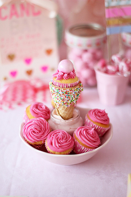 Ice cream and floral 1st birthday party