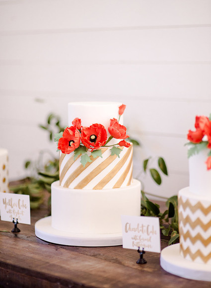 Modern wedding cake