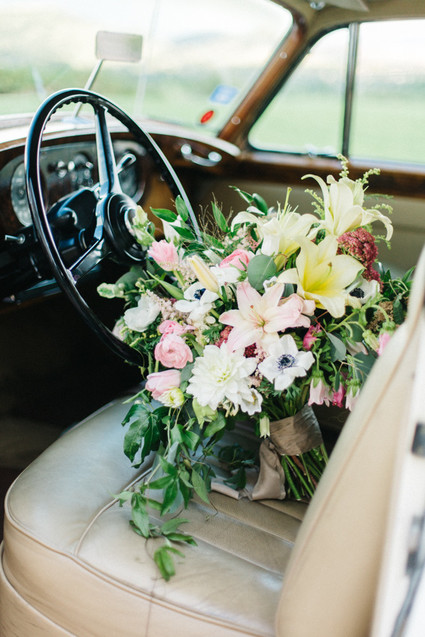 Elegant Rocky Mountain bridal inspiration