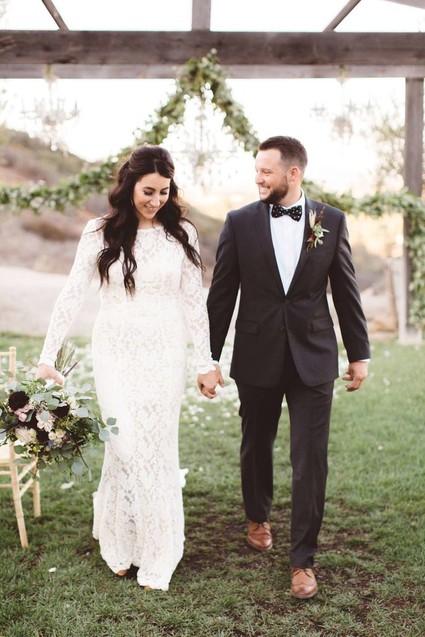 Rustic bride and groom