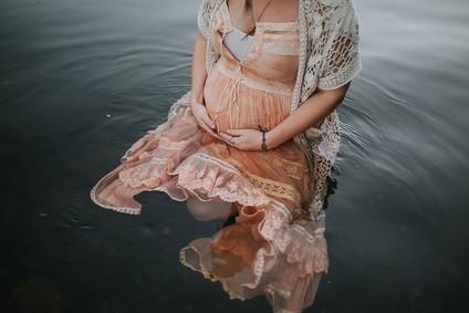 Rustic family maternity photos