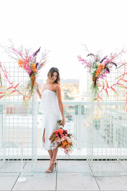 Modern C/Meo wedding dress