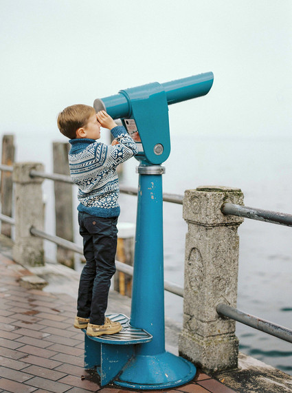 Winter family photos in Italy