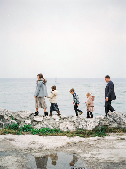 Winter family photos in Italy