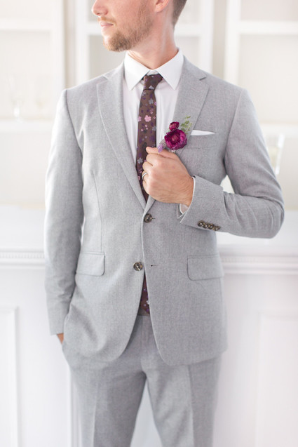 Groom's fashion