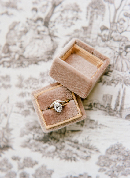 Vintage wedding ring