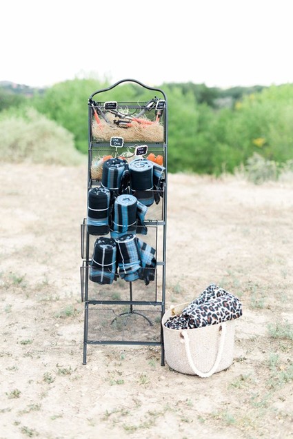 Rustic wedding decor