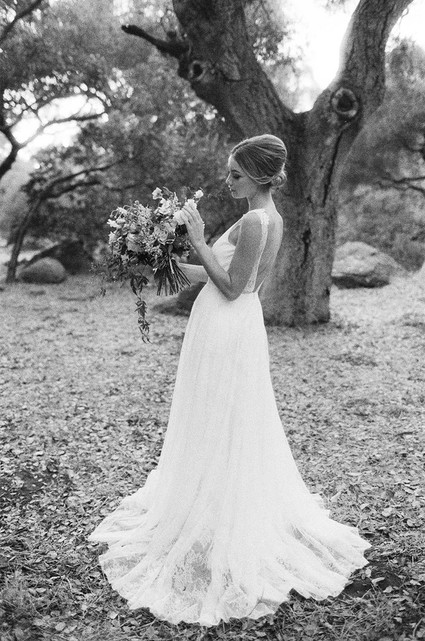 Tomomi Okubo wedding gown