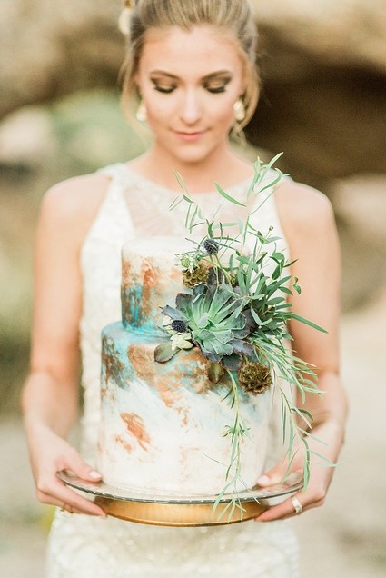 Desert wedding cake Inspiration