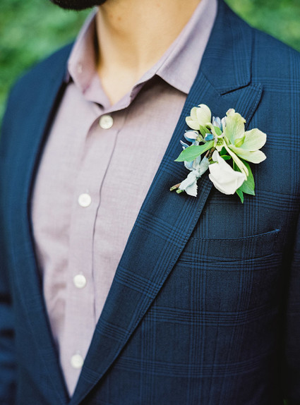 Spring boutonnière