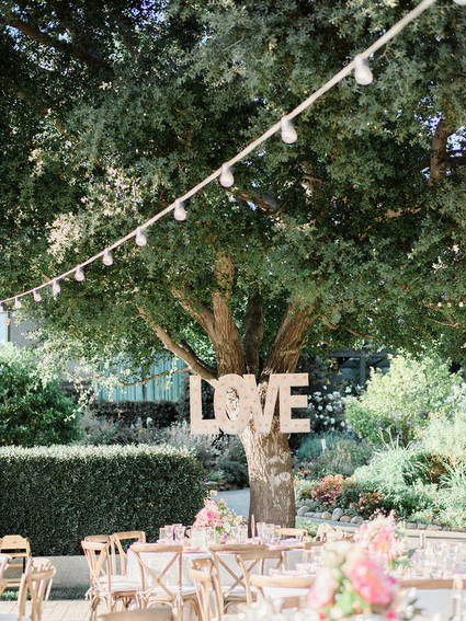 Spring wedding decor