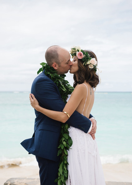 Tropical wedding portrait