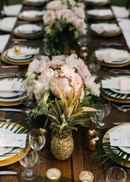 Tropical tablescape