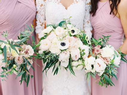 White bridal bouquet