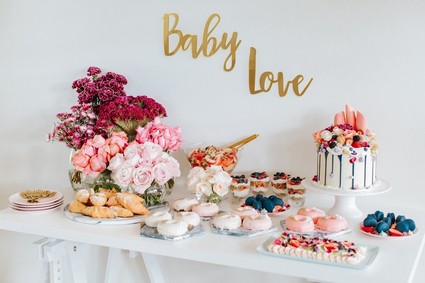 berries and blooms baby shower Inspiration