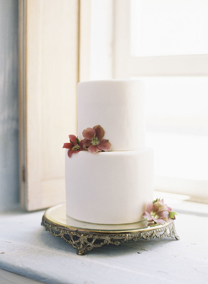 Modern wedding cake