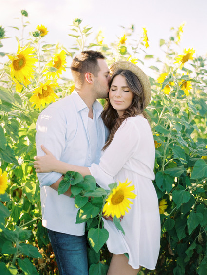 spring maternity photos