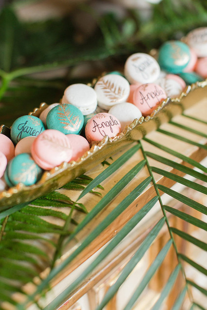 Tropical macarons