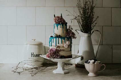 Dripping floral cake
