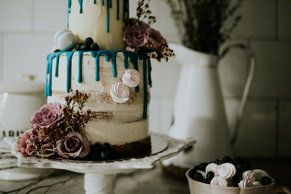 Dripping floral cake