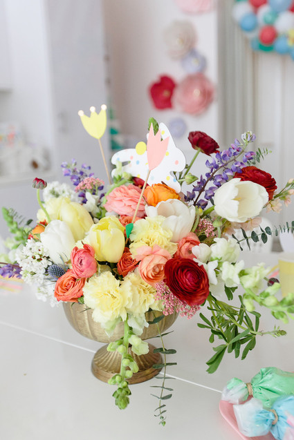 Modern Easter party ideas