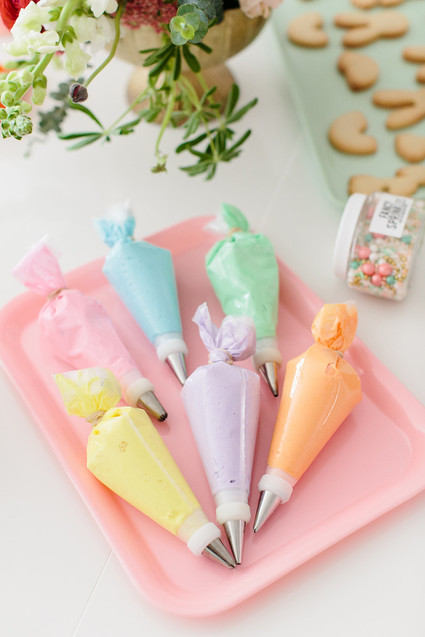 Modern Easter party ideas