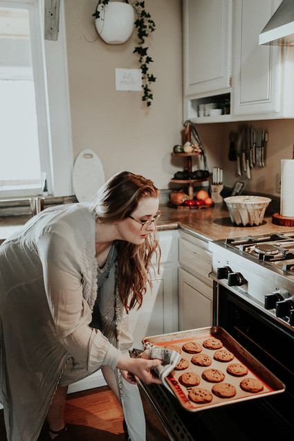At home anniversary photo shoot