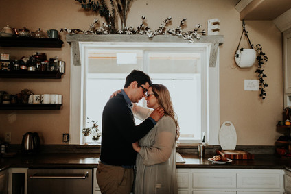 At home anniversary photo shoot