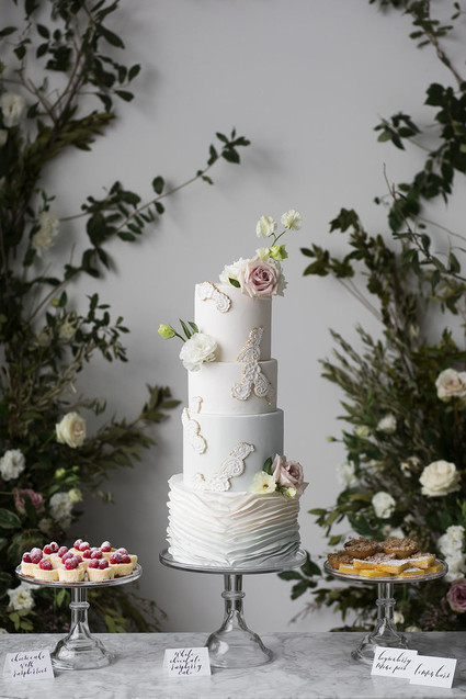Modern floral wedding cake