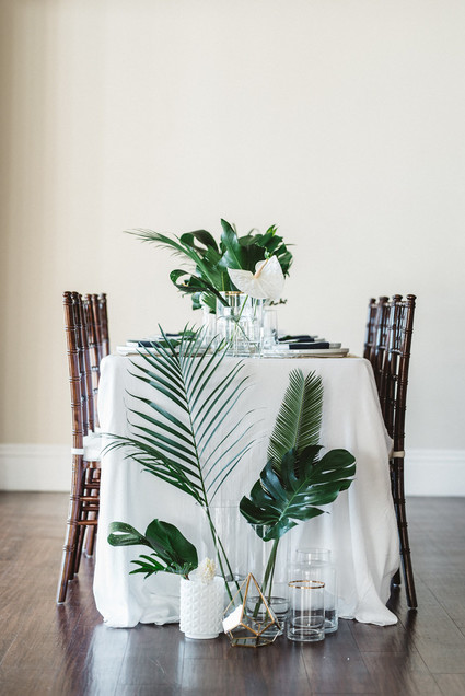 Tropical tablescape