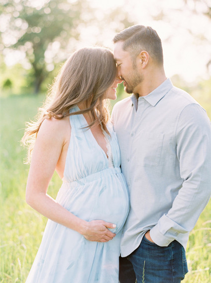 Mossy Oaks romantic maternity photos