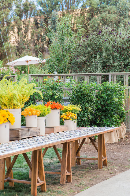 Colorful wedding flowers