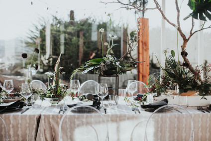 Modern wedding table